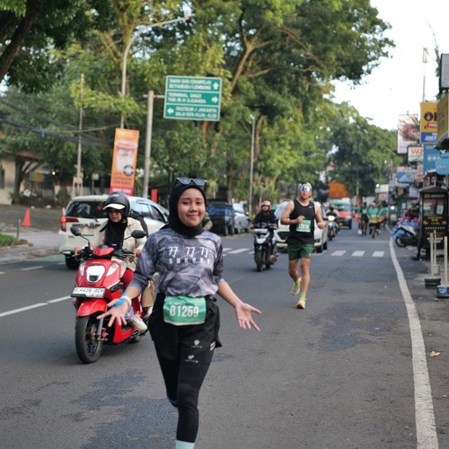 Race photo from BAUR RUN 2025