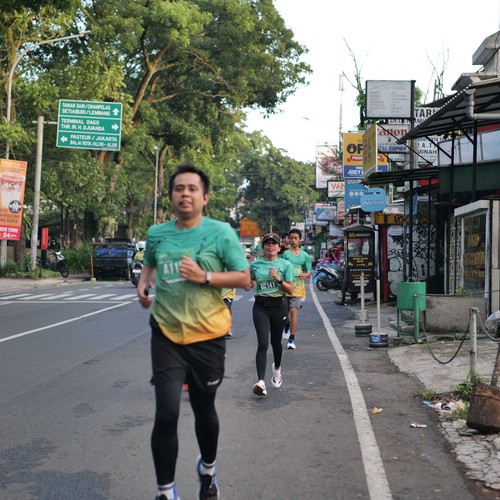 Race photo from BAUR RUN 2025