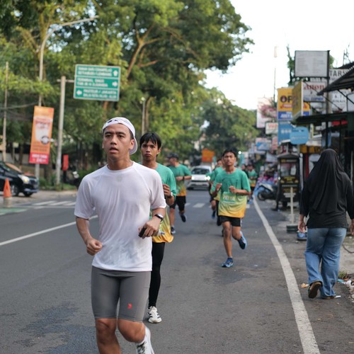 Race photo from BAUR RUN 2025