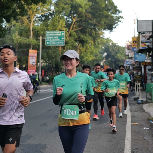 Race photo from BAUR RUN 2025