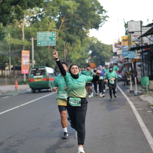 Race photo from BAUR RUN 2025