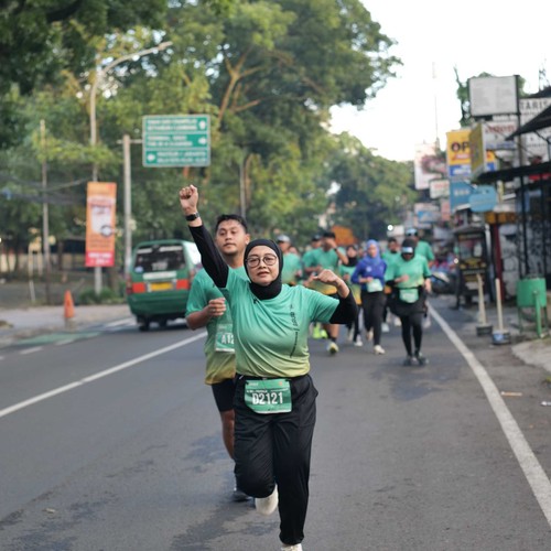 Race photo from BAUR RUN 2025