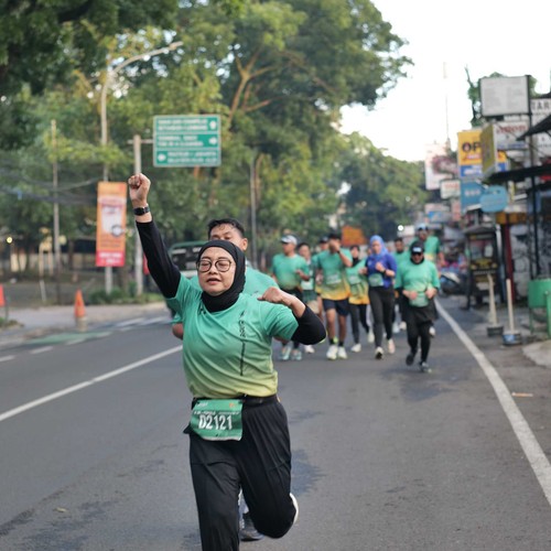 Race photo from BAUR RUN 2025