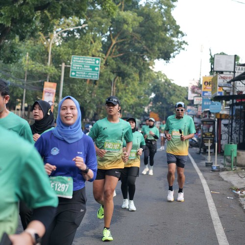 Race photo from BAUR RUN 2025