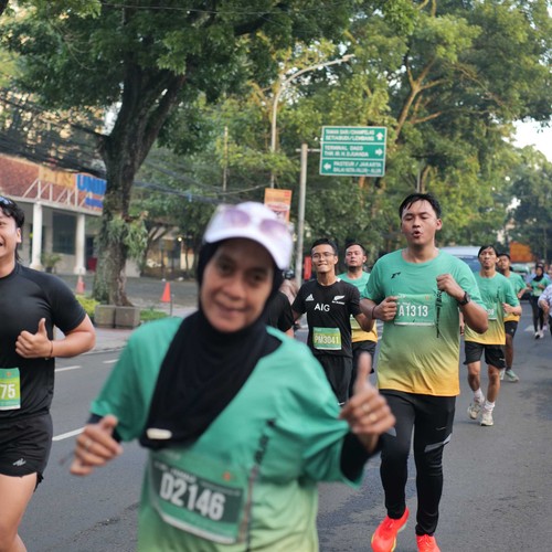 Race photo from BAUR RUN 2025