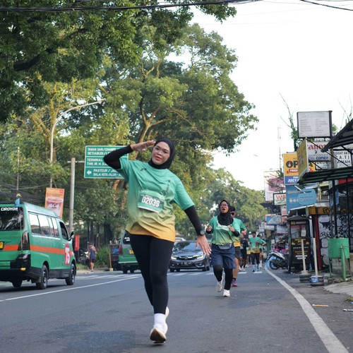Race photo from BAUR RUN 2025