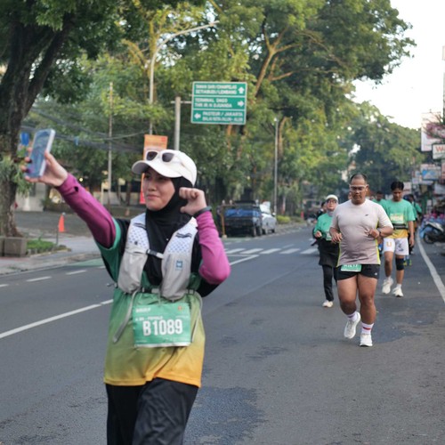 Race photo from BAUR RUN 2025