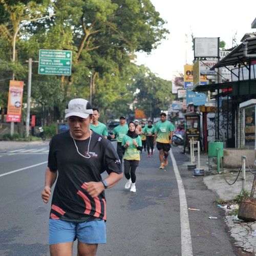 Race photo from BAUR RUN 2025