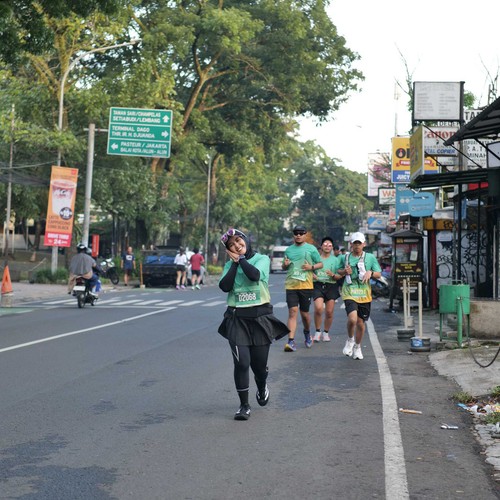 Race photo from BAUR RUN 2025