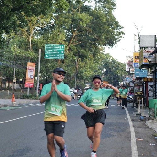 Race photo from BAUR RUN 2025