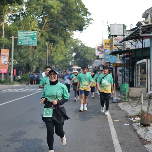 Race photo from BAUR RUN 2025