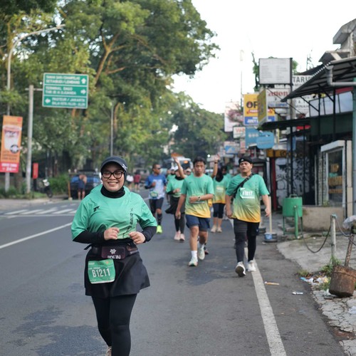 Race photo from BAUR RUN 2025