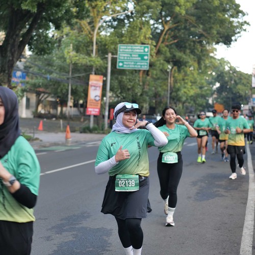 Race photo from BAUR RUN 2025