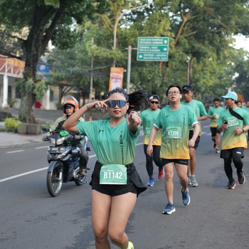 Race photo from BAUR RUN 2025