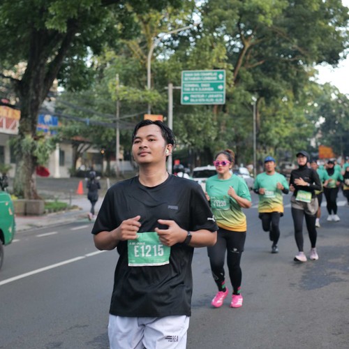 Race photo from BAUR RUN 2025