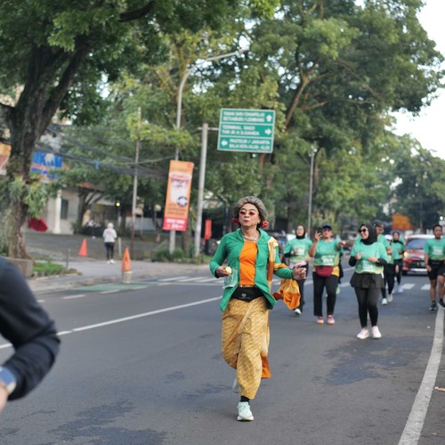 Race photo from BAUR RUN 2025
