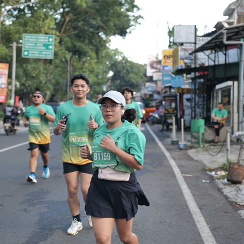 Race photo from BAUR RUN 2025