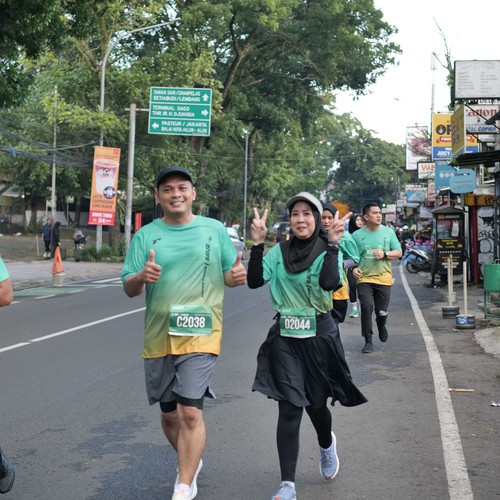 Race photo from BAUR RUN 2025