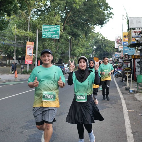 Race photo from BAUR RUN 2025