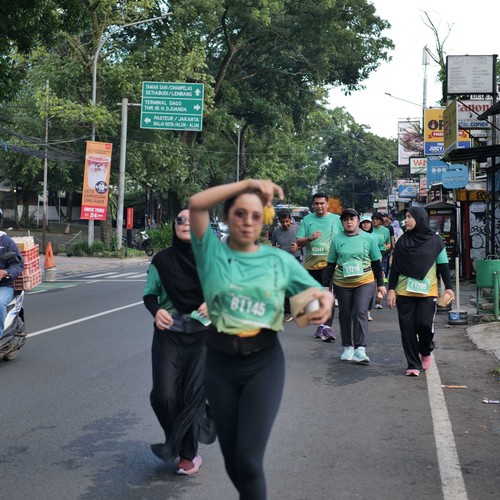 Race photo from BAUR RUN 2025