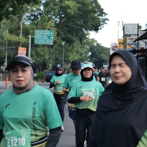 Race photo from BAUR RUN 2025