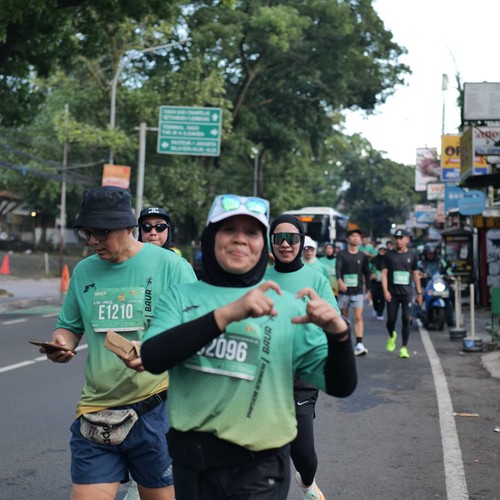Race photo from BAUR RUN 2025