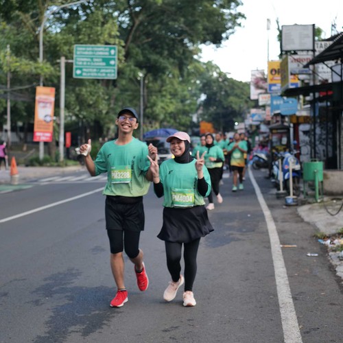 Race photo from BAUR RUN 2025