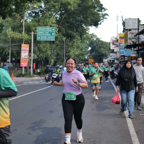 Race photo from BAUR RUN 2025