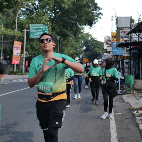 Race photo from BAUR RUN 2025