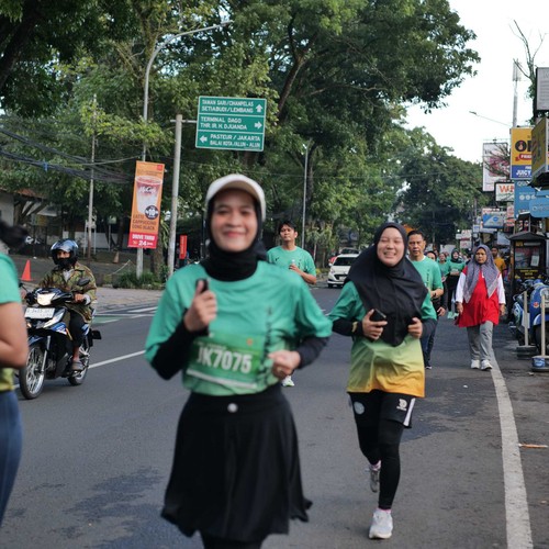 Race photo from BAUR RUN 2025