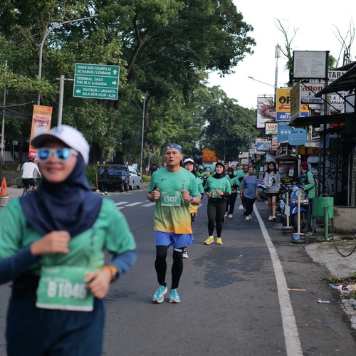 Race photo from BAUR RUN 2025