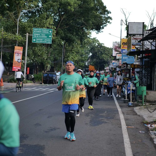 Race photo from BAUR RUN 2025