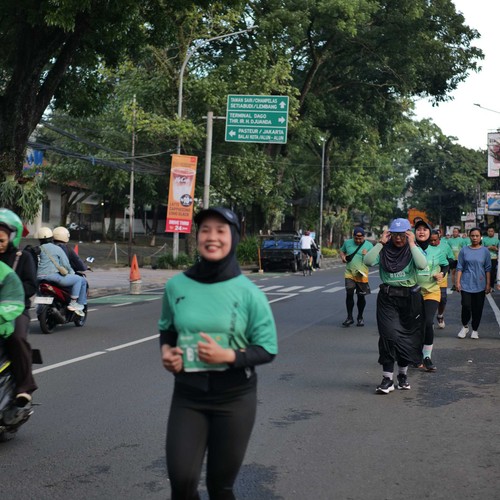 Race photo from BAUR RUN 2025