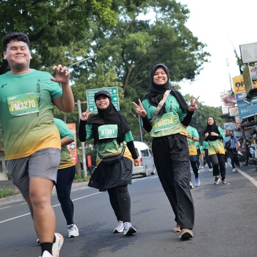 Race photo from BAUR RUN 2025