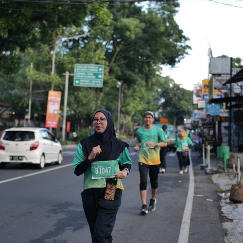 Race photo from BAUR RUN 2025