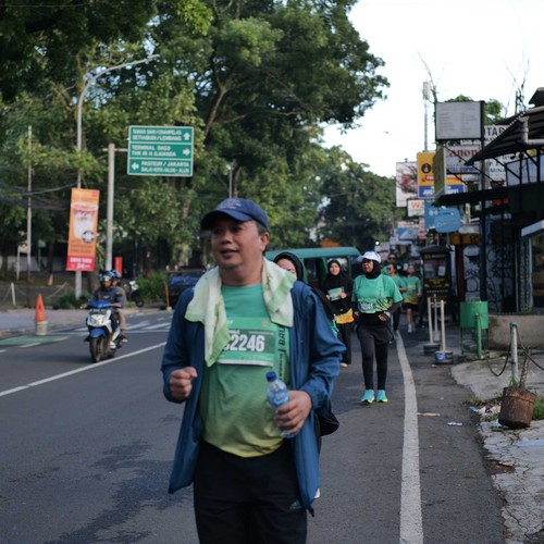 Race photo from BAUR RUN 2025