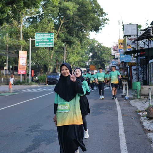 Race photo from BAUR RUN 2025