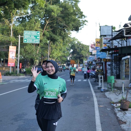 Race photo from BAUR RUN 2025