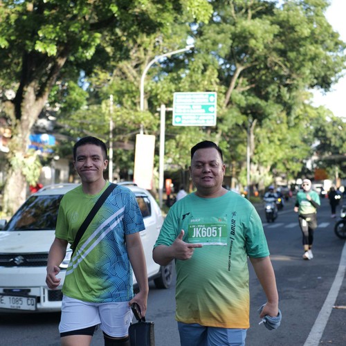 Race photo from BAUR RUN 2025