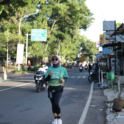 Race photo from BAUR RUN 2025