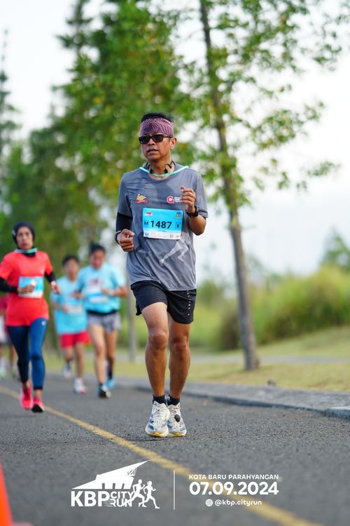 Race photo from KBP City Run 2024