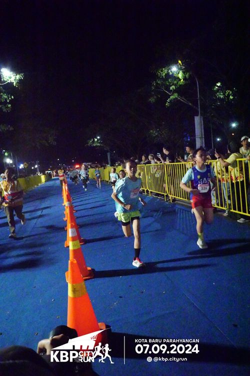 Race photo from KBP City Run 2024