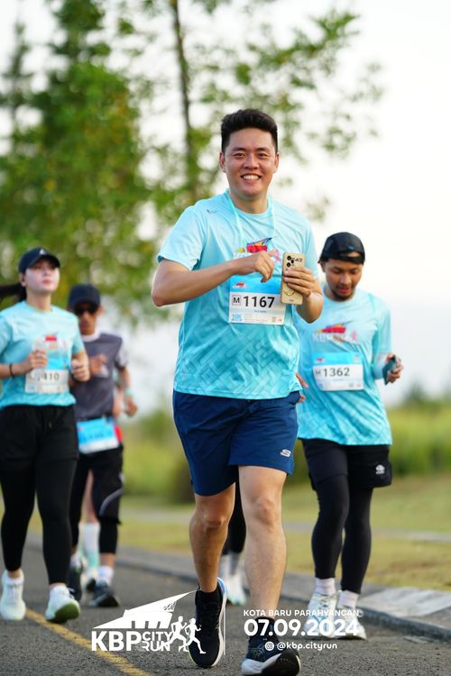 Race photo from KBP City Run 2024