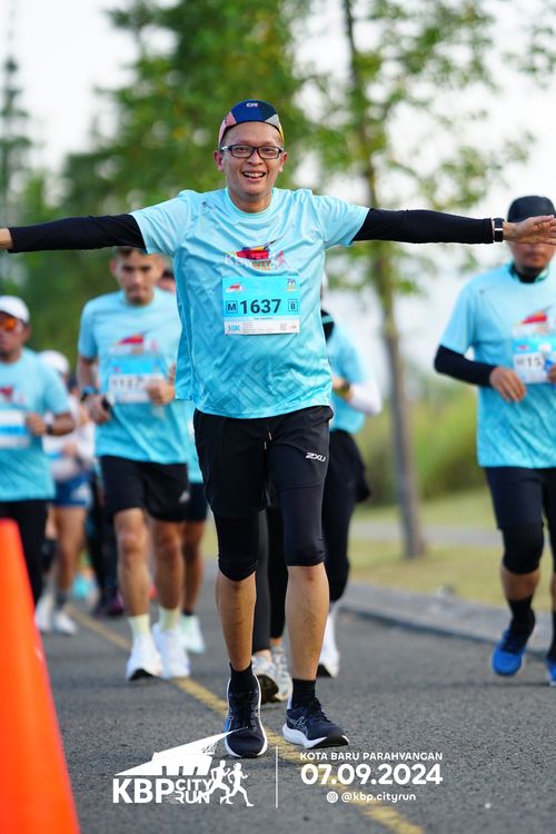 Race photo from KBP City Run 2024