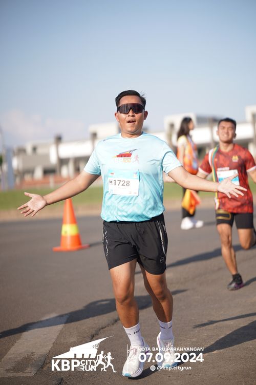 Race photo from KBP City Run 2024