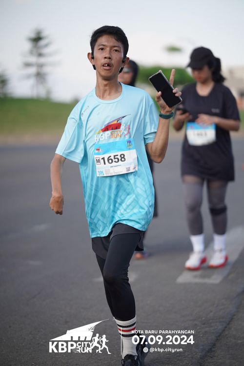 Race photo from KBP City Run 2024