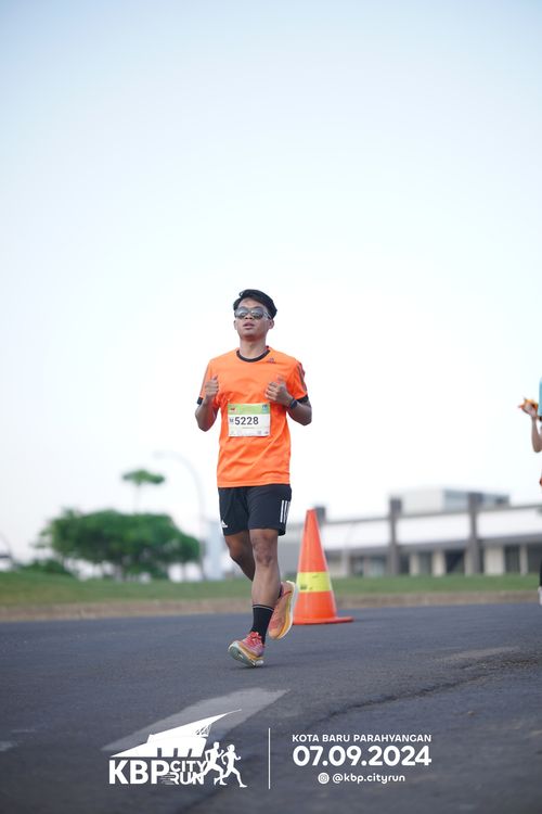 Race photo from KBP City Run 2024