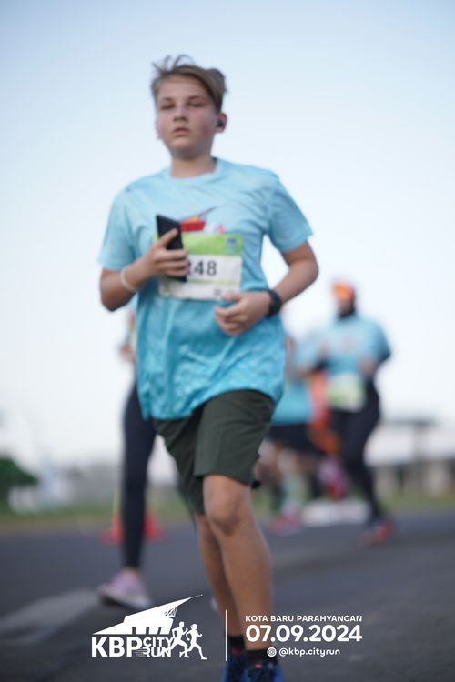 Race photo from KBP City Run 2024