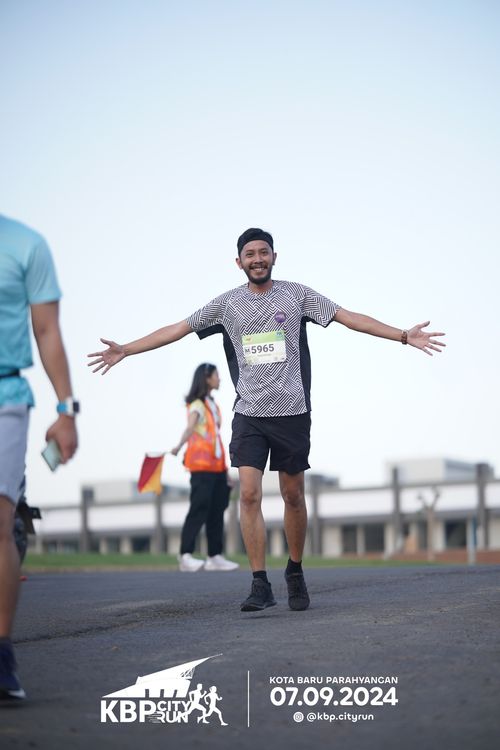 Race photo from KBP City Run 2024