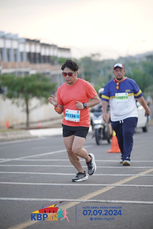 Race photo from KBP City Run 2024